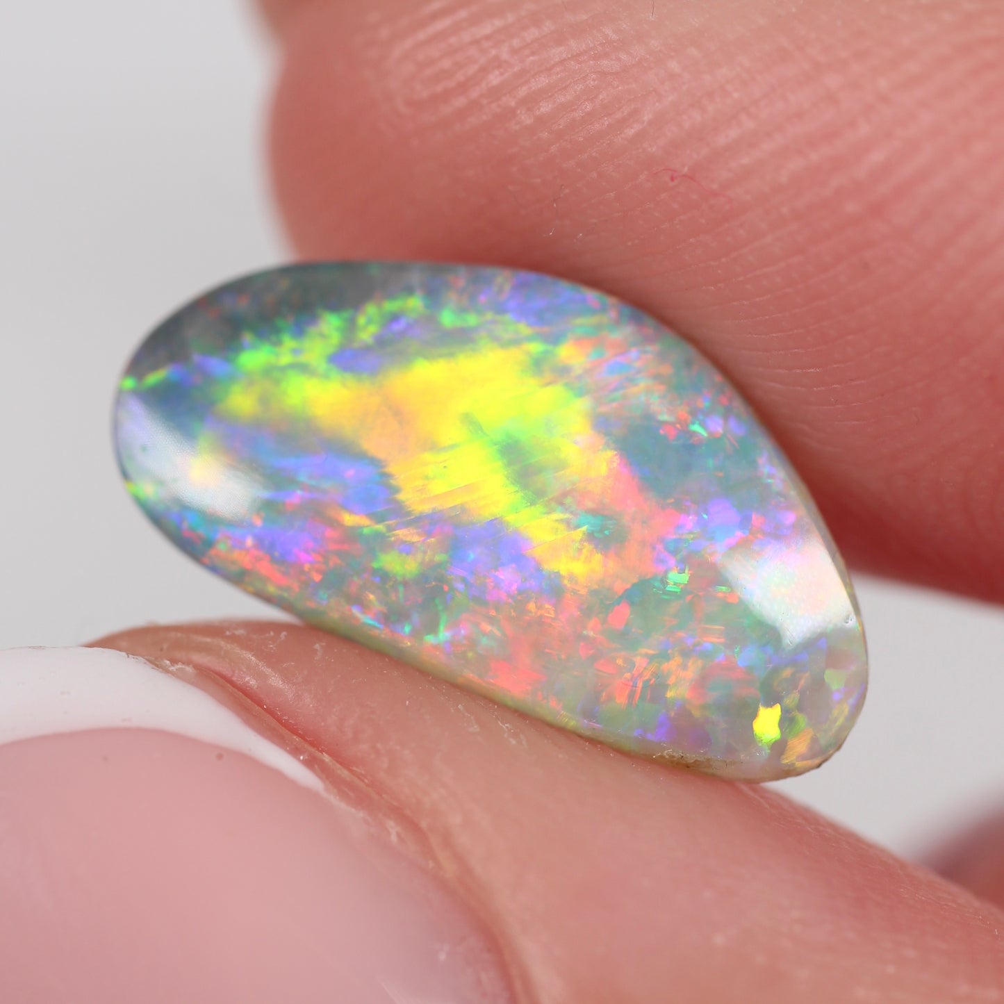 2.41ct (16x8.3x3.1mm) Dark Crystal