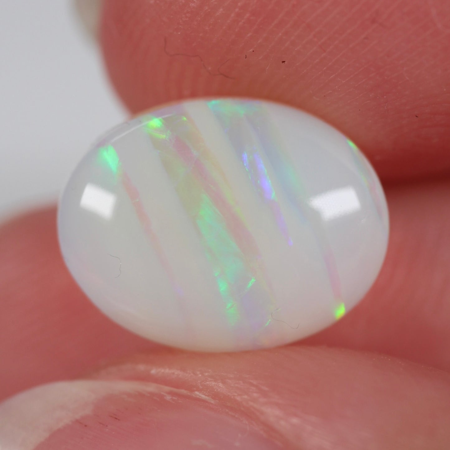 2.96ct (12.8x9.9x3.7mm) White Opal
