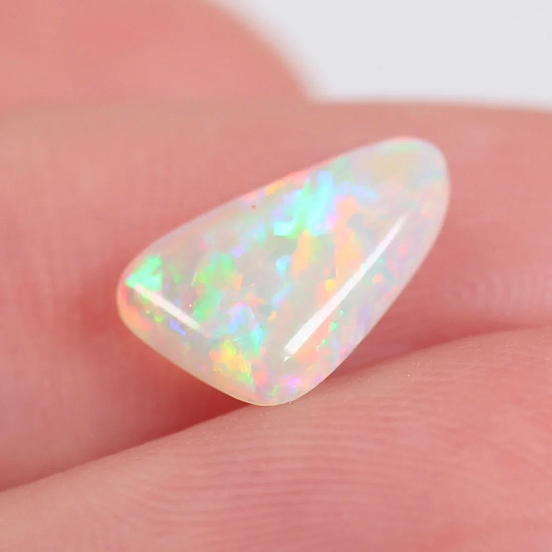 1ct (10x6.8x2.5mm) Crystal Opal