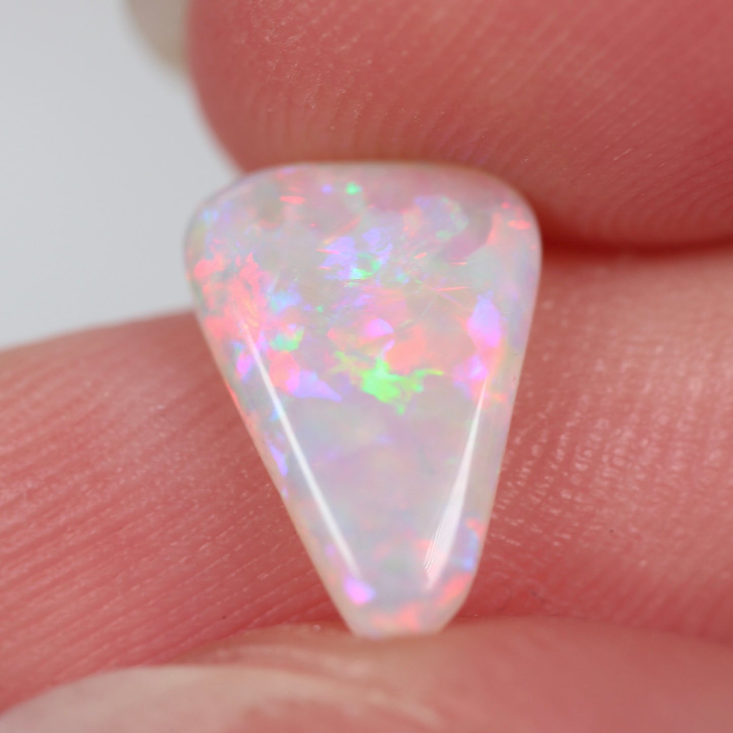 1.10ct (11.3x7.9x2.2mm) White Opal
