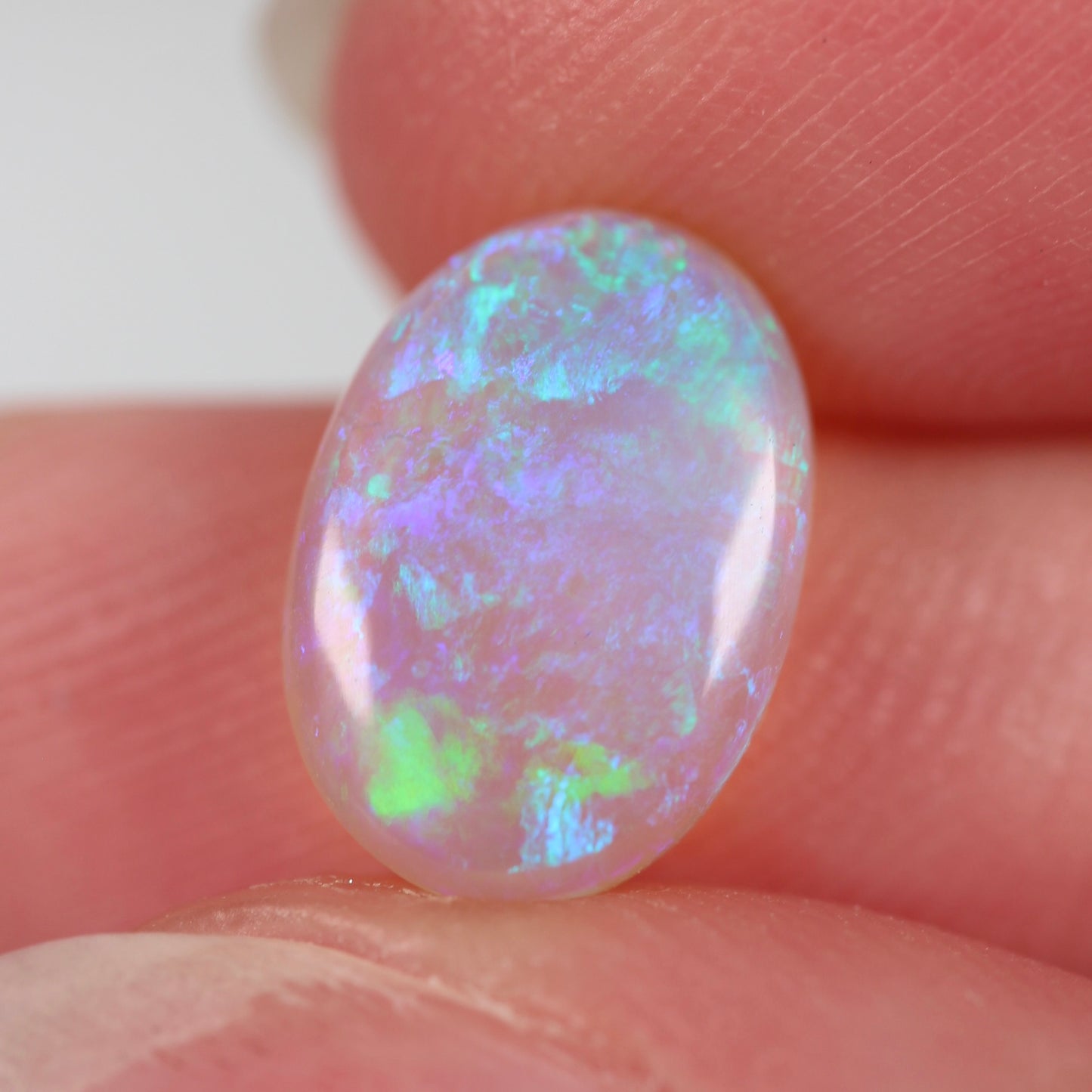 2.28ct (11.2x7.9x3.7mm) Crystal Opal