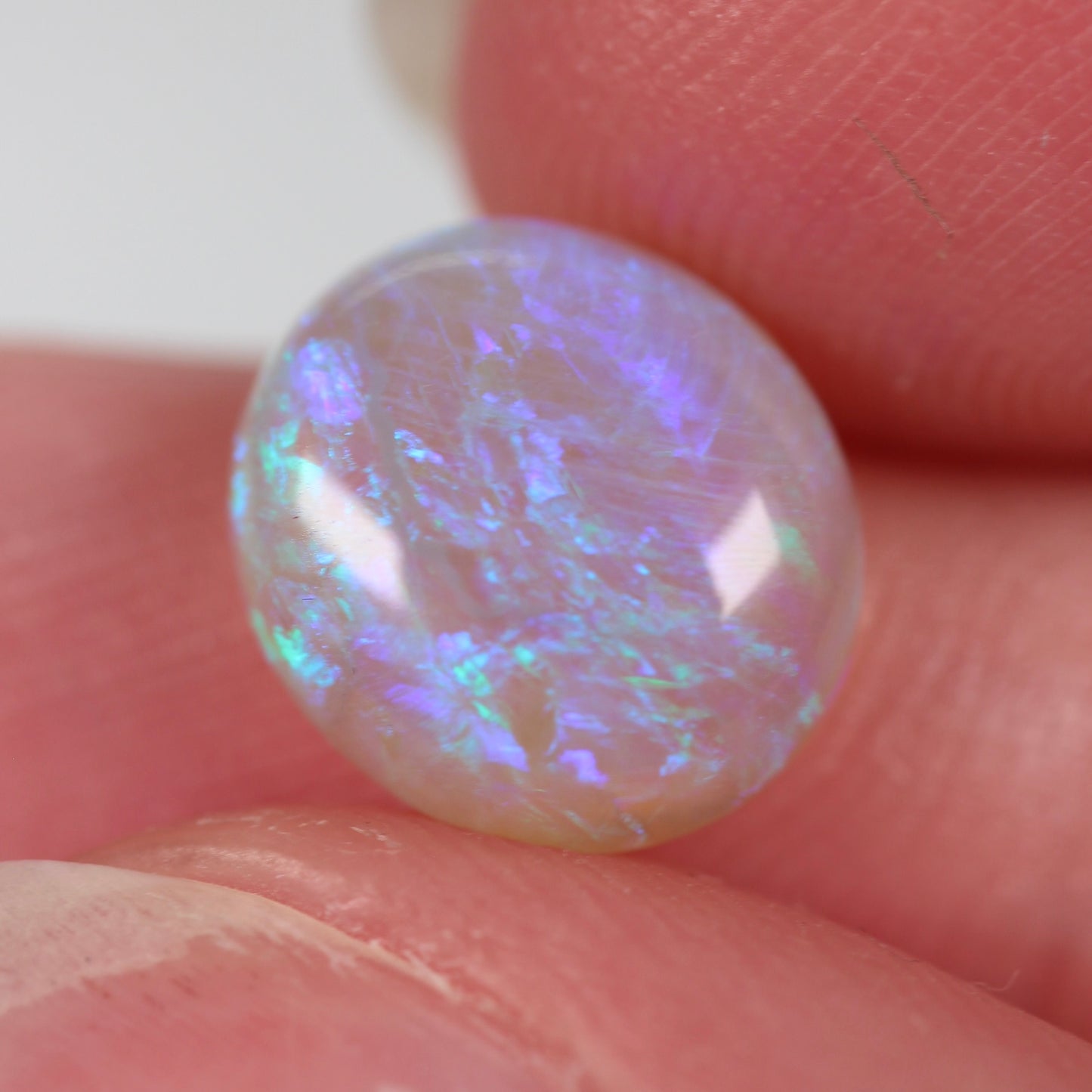 2.45ct (10x9x4.6mm) Crystal Opal