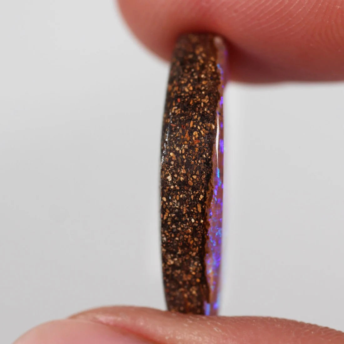 11.7ct (22x13x5mm) Boulder Opal