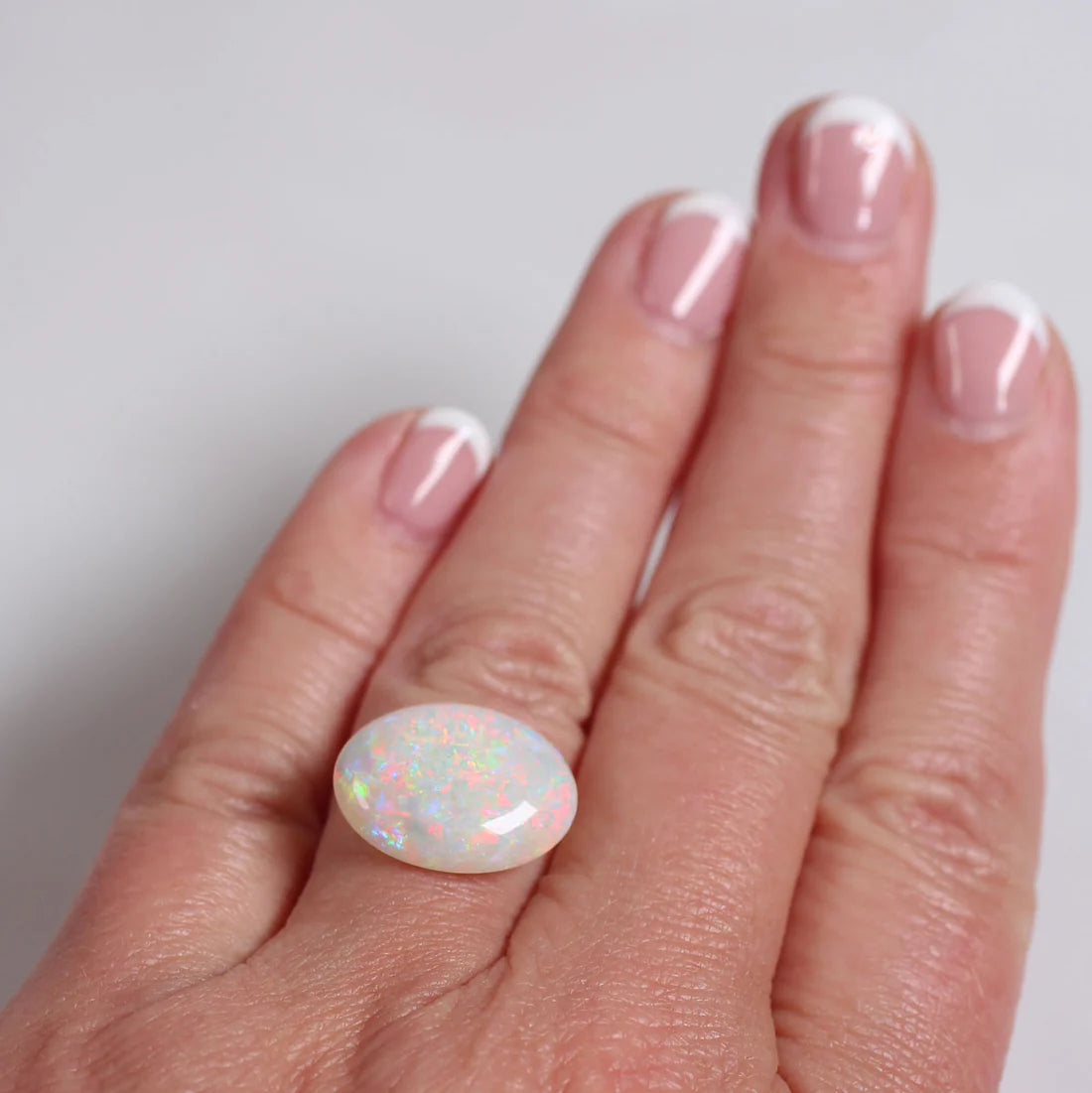 6.5ct (17.7x13.9x4.8mm) Light Opal