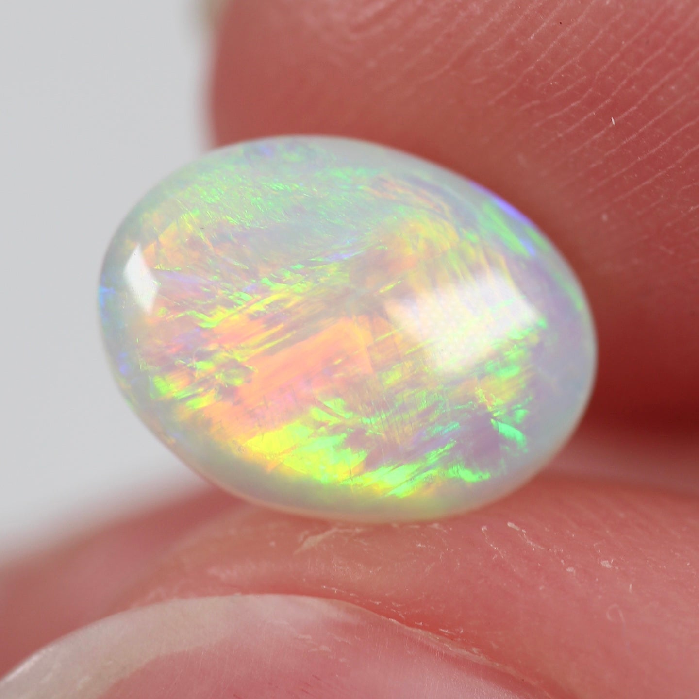 1.50ct (10.1x7.6x3.2mm) Crystal Opal