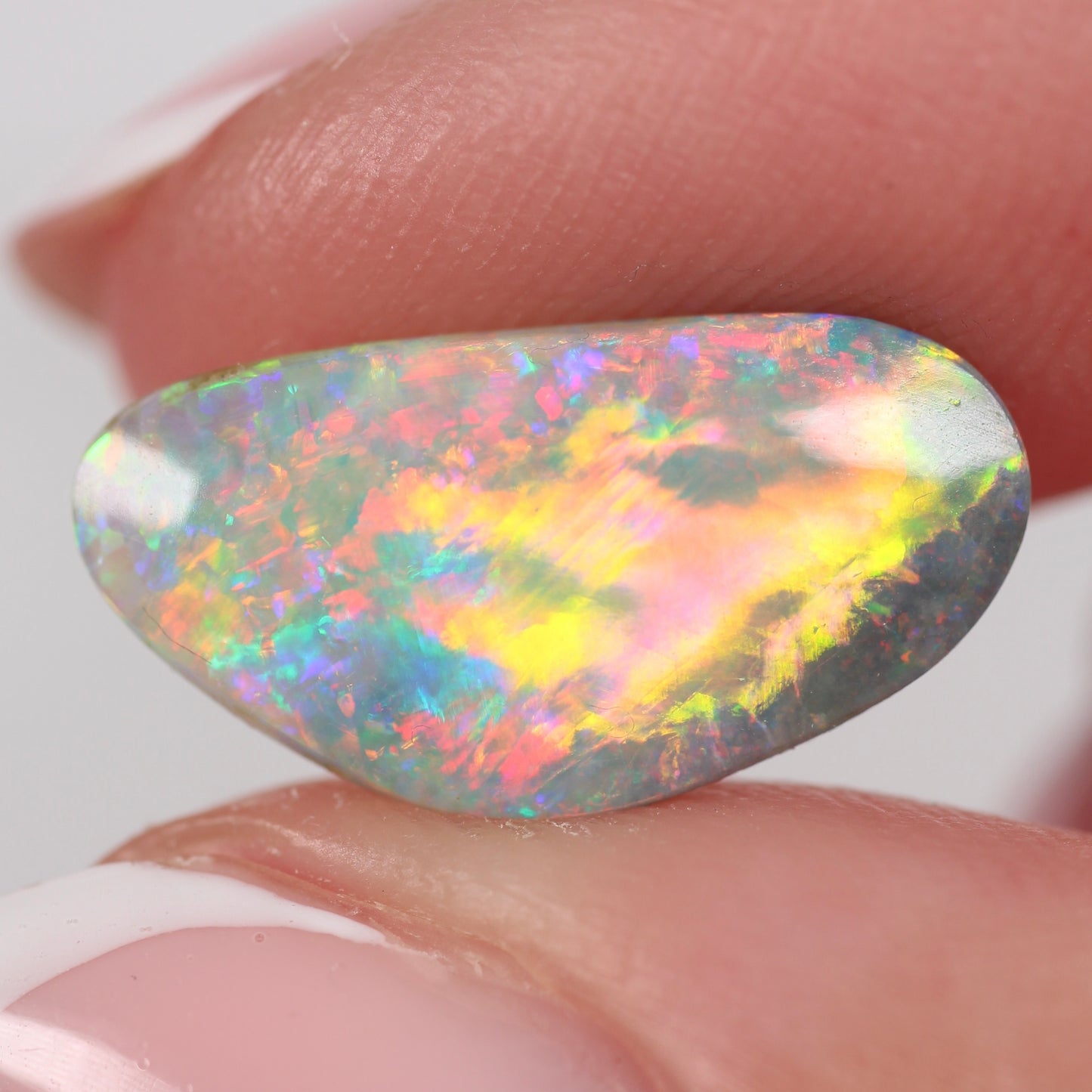 2.41ct (16x8.3x3.1mm) Dark Crystal