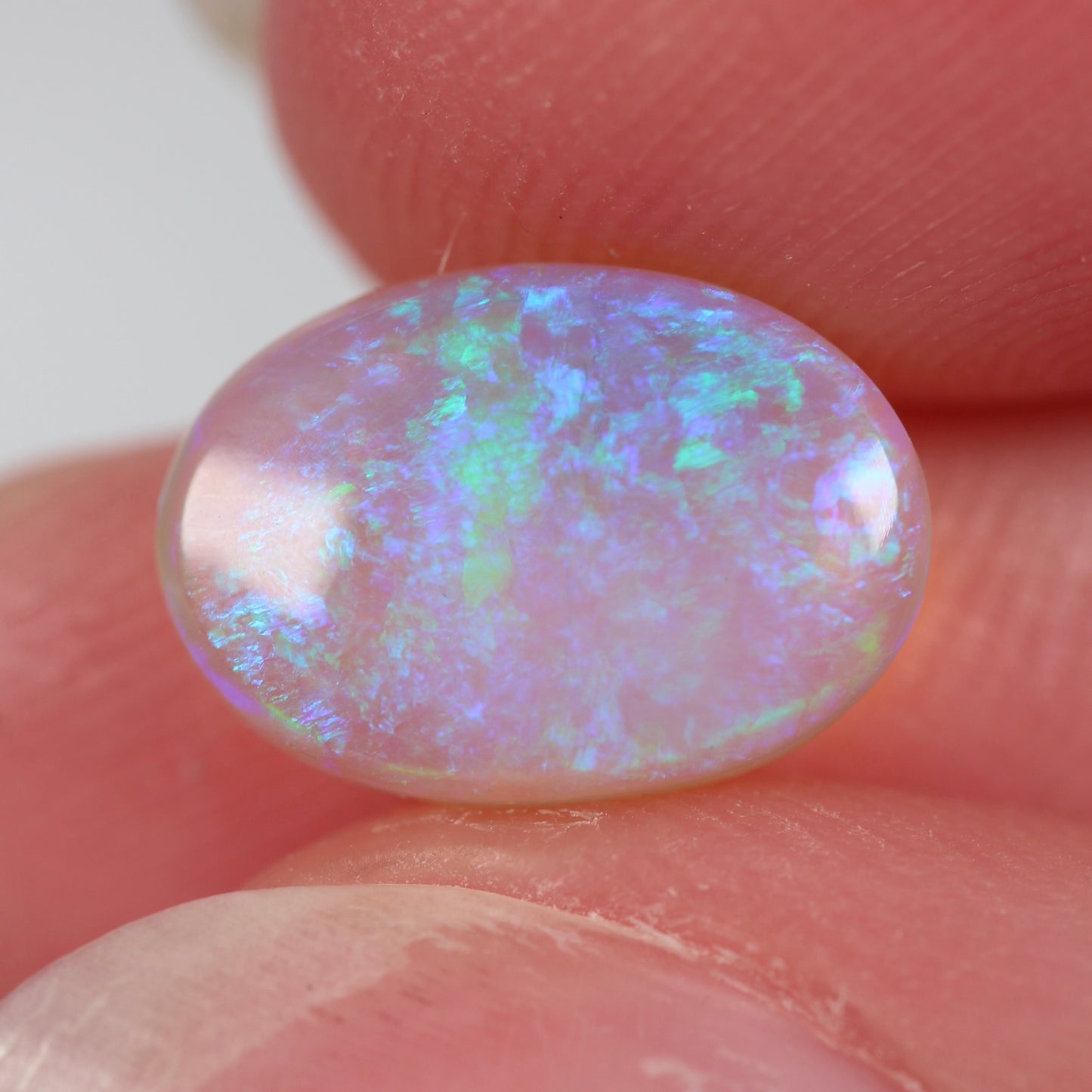 2.28ct (11.2x7.9x3.7mm) Crystal Opal