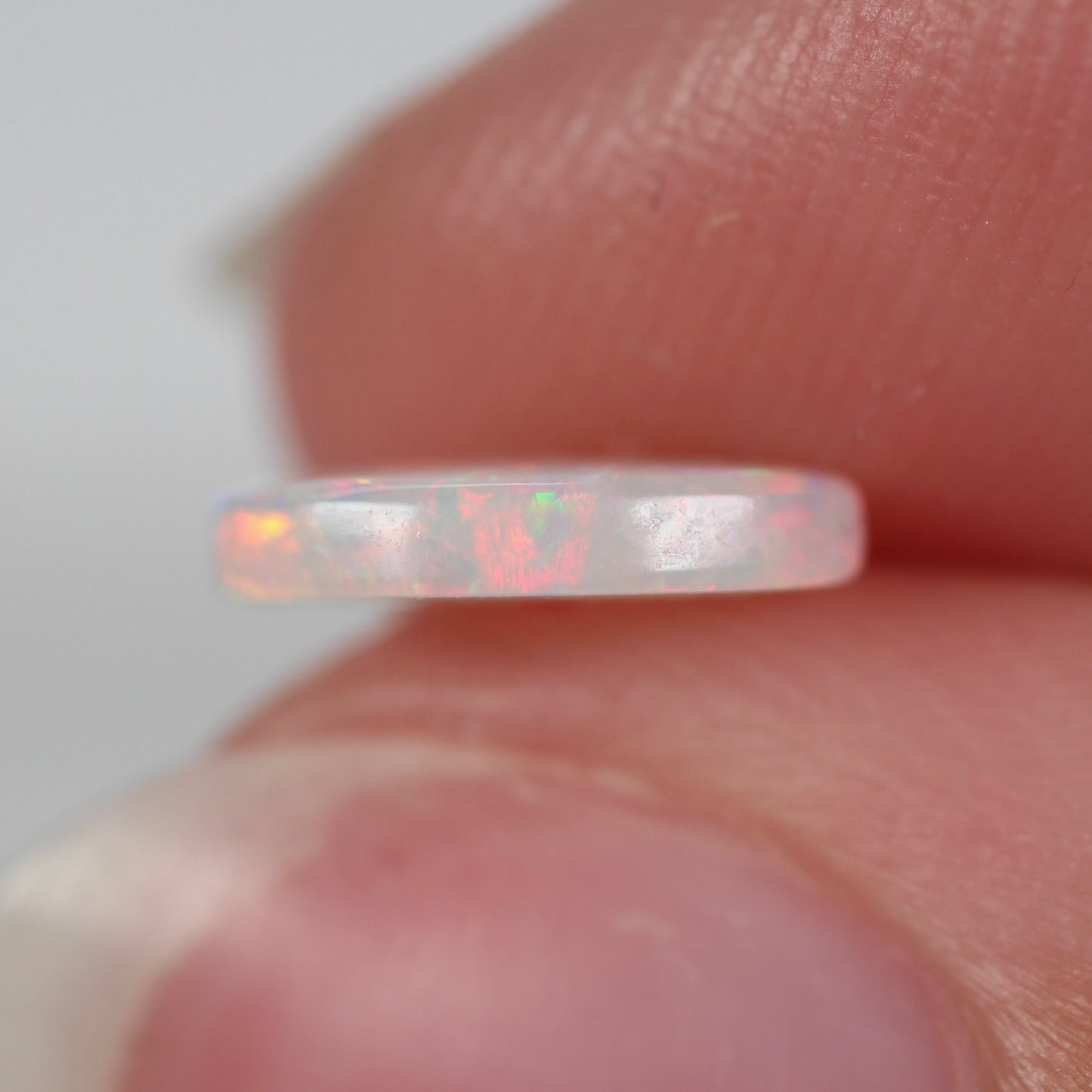 0.8ct (9x6.5x1.9mm) Crystal Opal