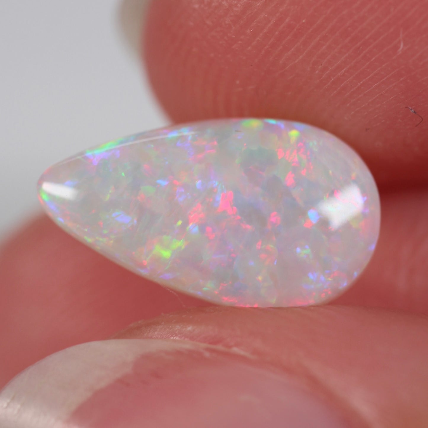 2ct (14x8x3mm) White Opal