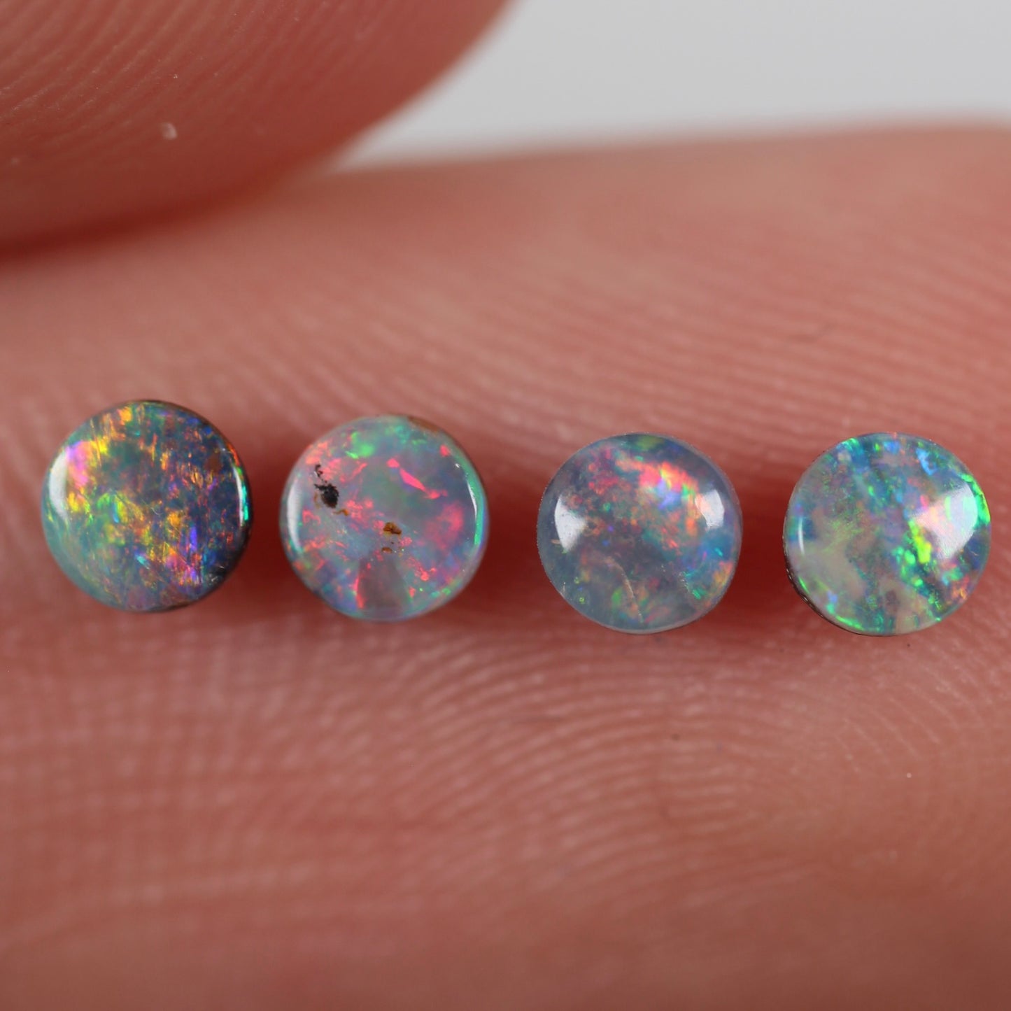 0.65ct (3.4x3.4mm) Boulder Opal Parcel