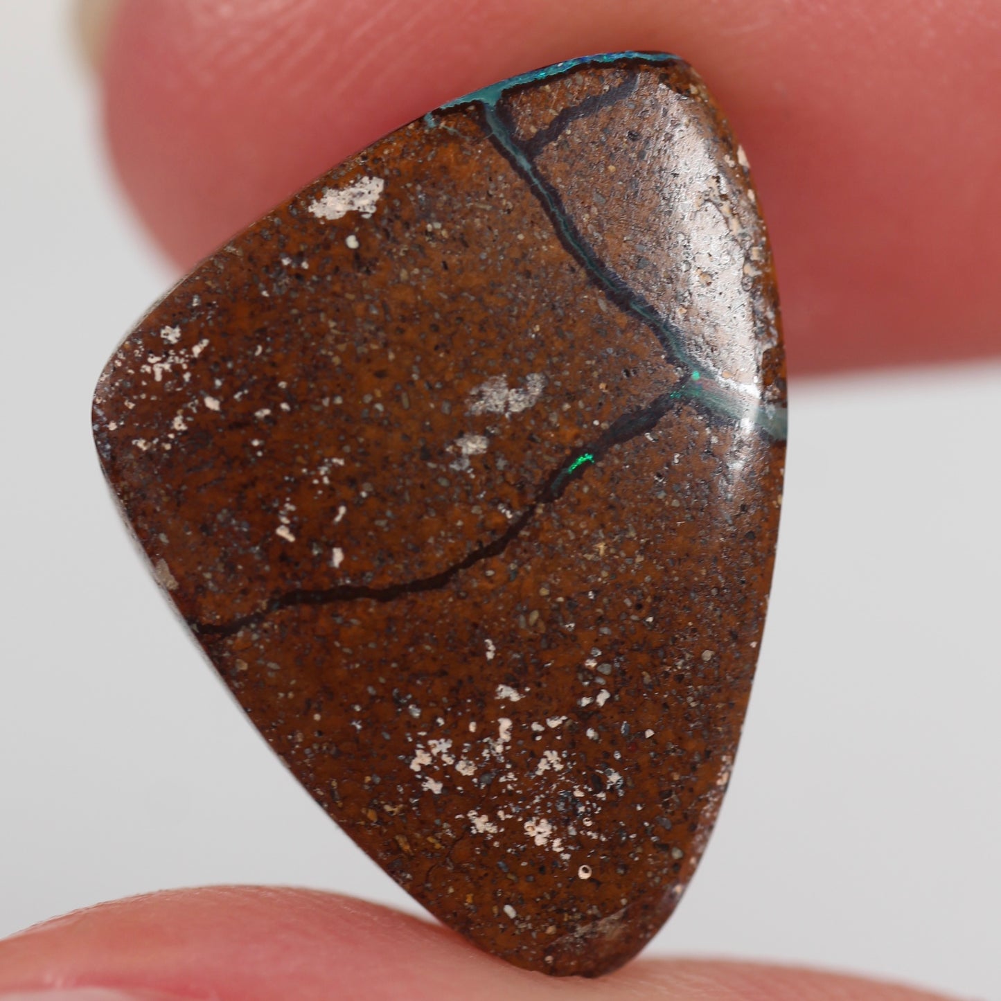 6.58ct (17.7x13x4mm) Boulder Opal
