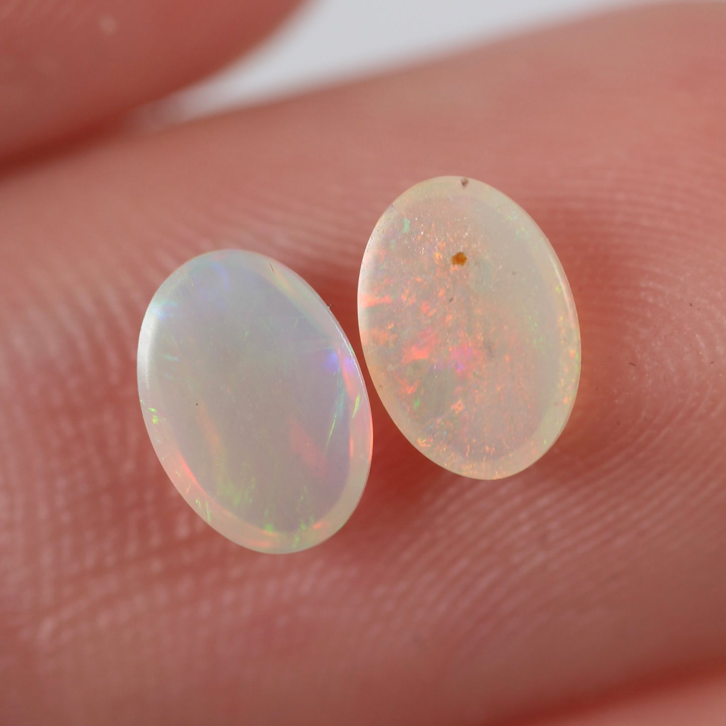 0.94ct (7x5x2mm) Crystal Opal Paid