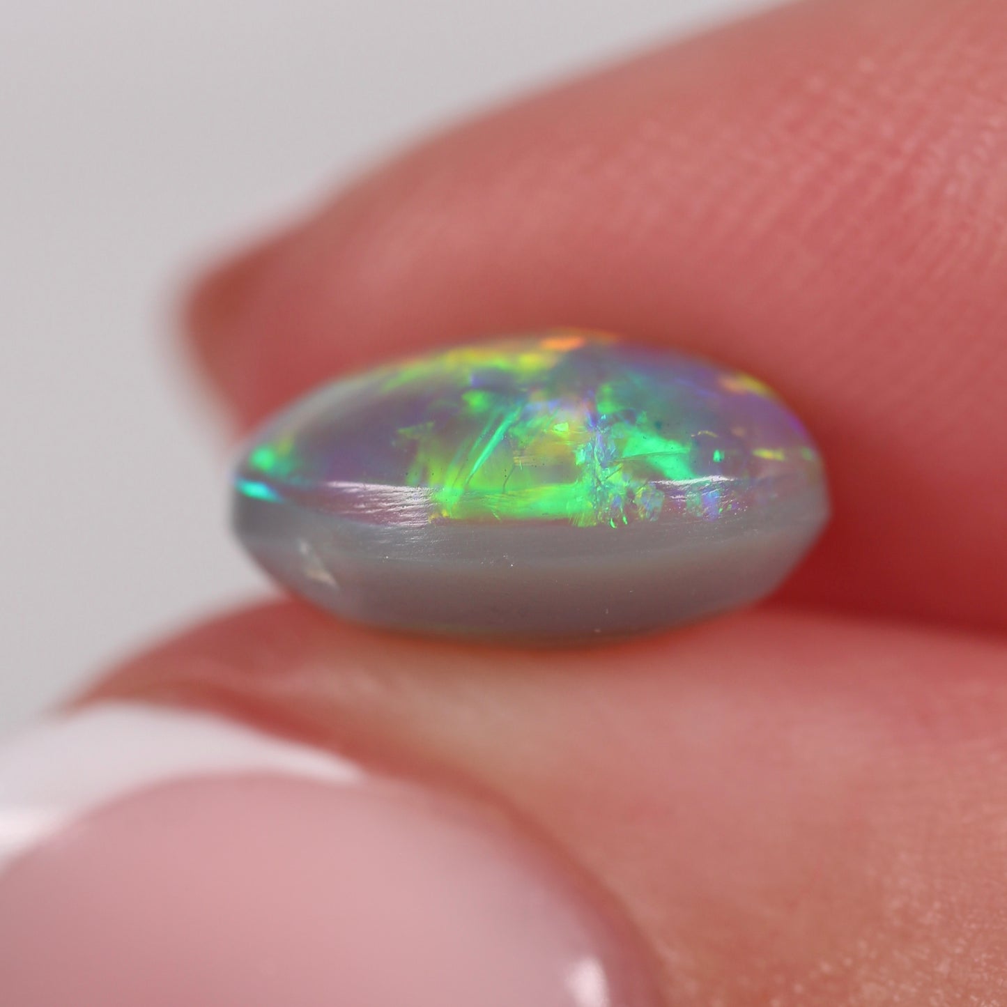 2.71ct (10.7x7.9x5.5mm) Dark Crystal Opal