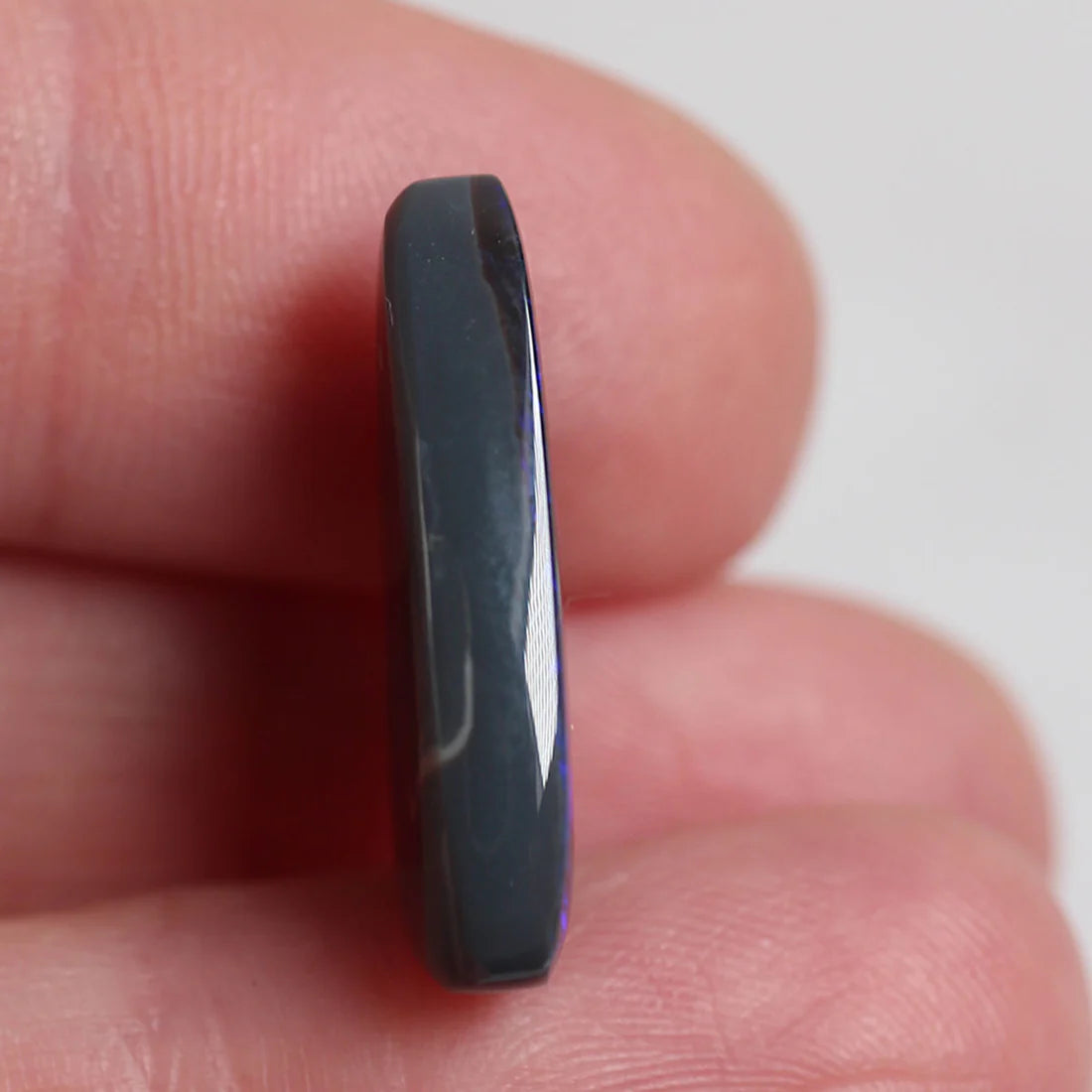 9ct (19.7x16.2x4.5mm) Black Opal