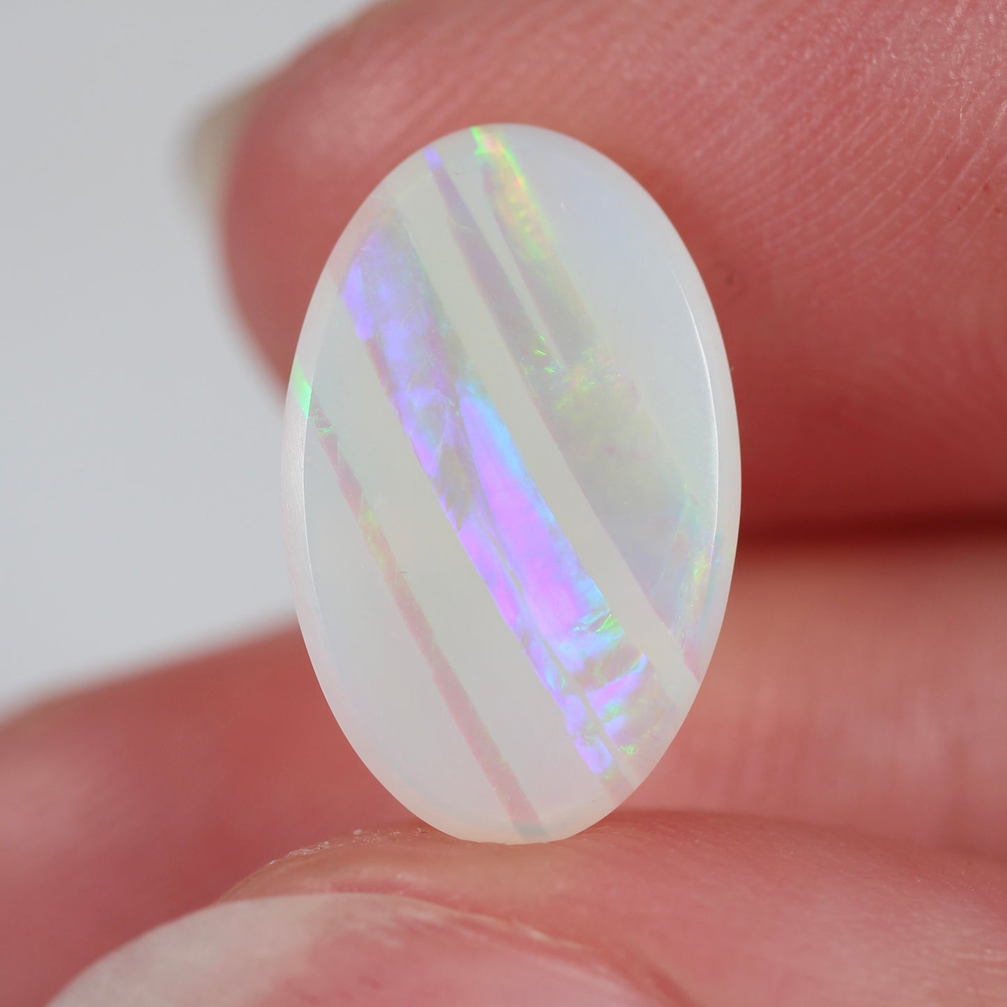 3.50ct (14.6x9.3x3.8mm)