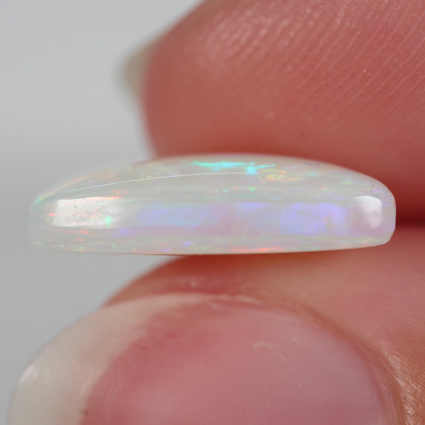 3.33ct (14.8x9.3x4mm) White Opal