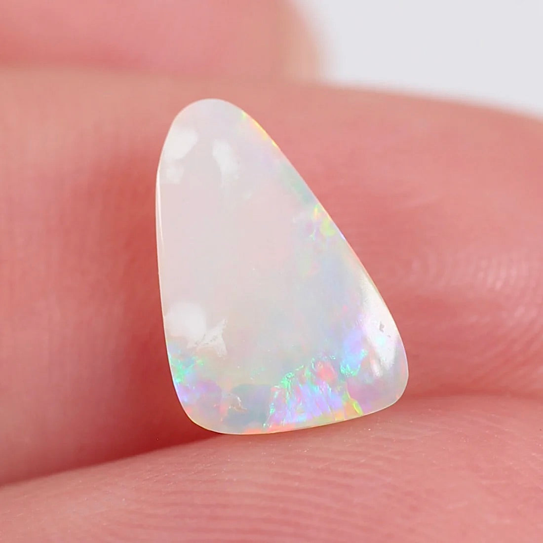 1ct (10x6.8x2.5mm) Crystal Opal