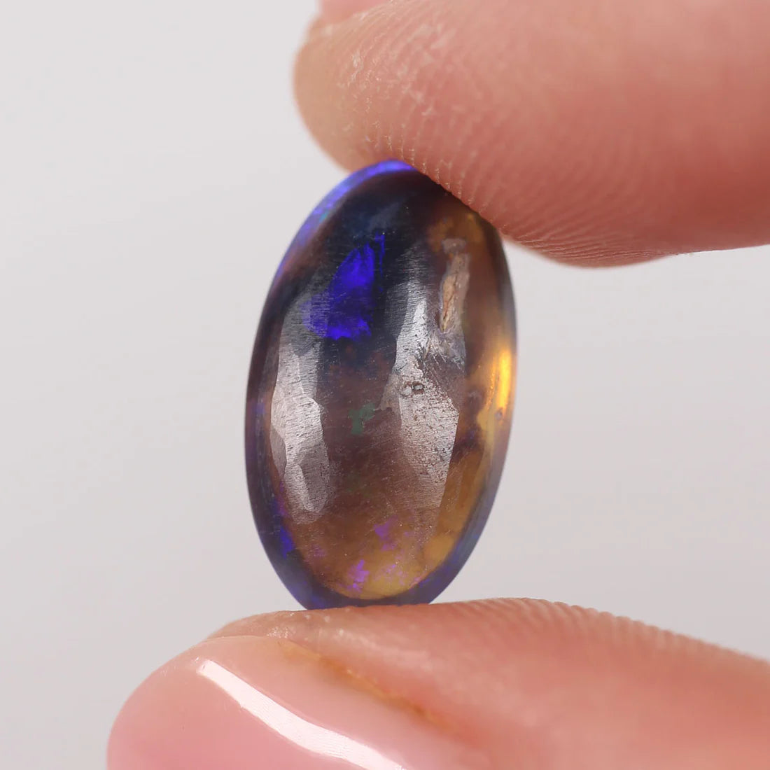 4.57ct (15.5x8.7x5.9mm) Black Crystal Opal