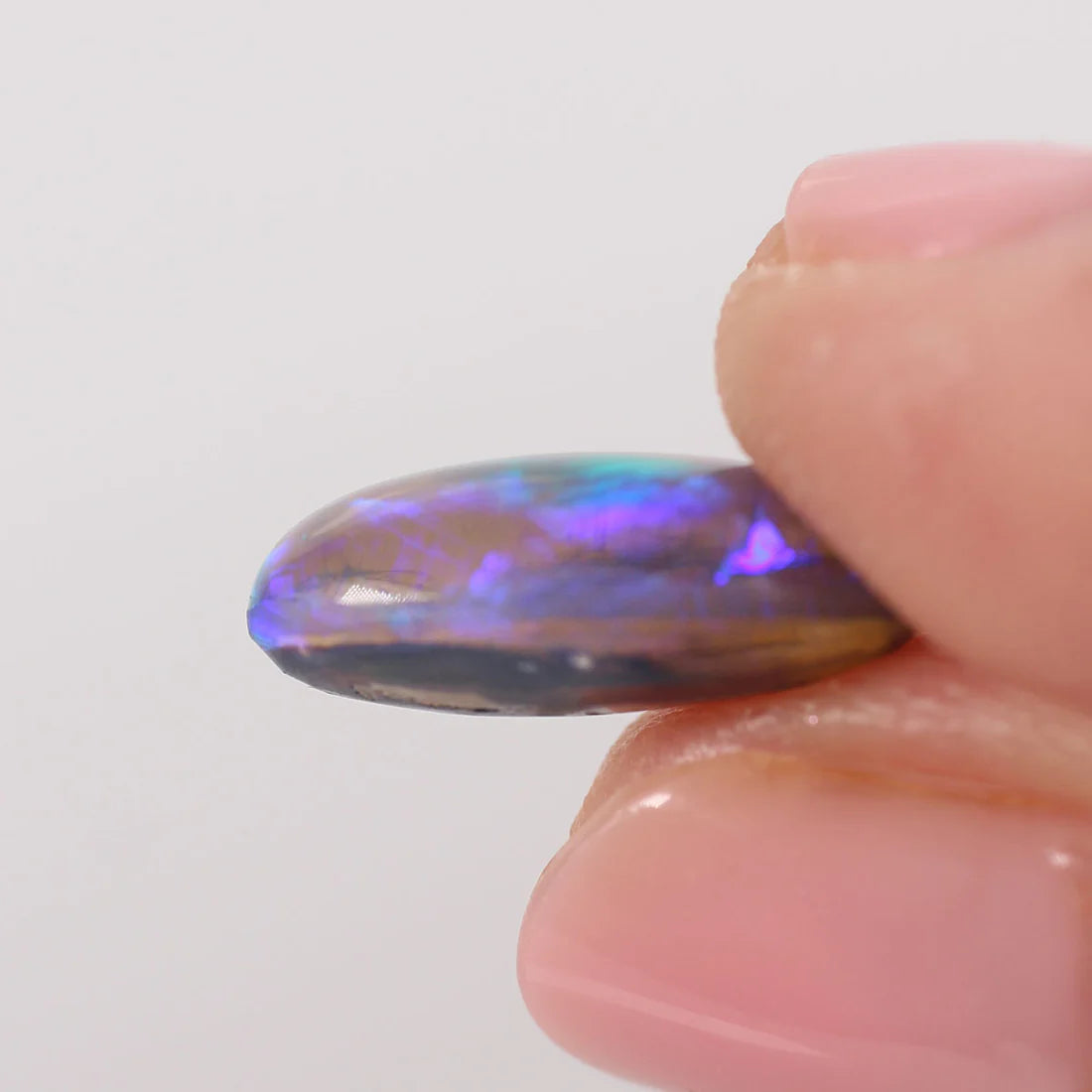 4.57ct (15.5x8.7x5.9mm) Black Crystal Opal