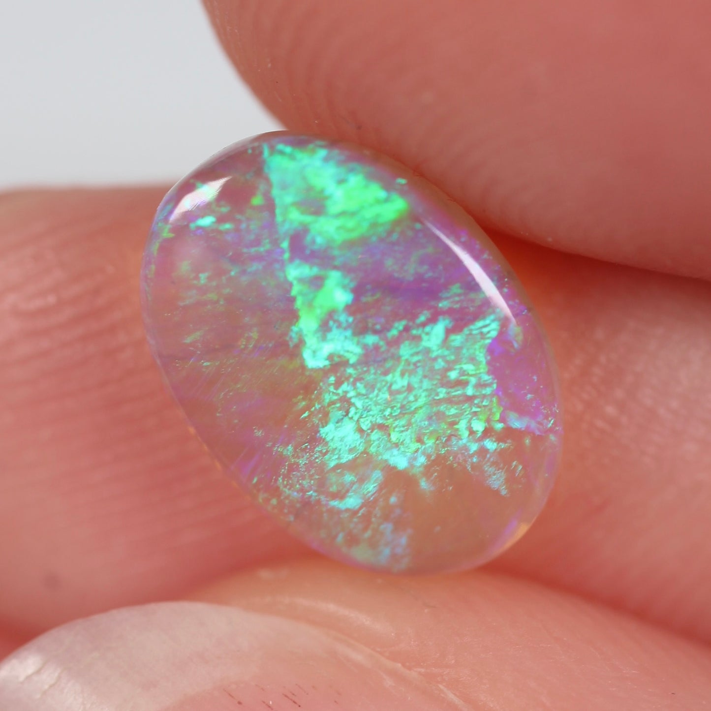 1.55ct (10.8x7.8x2.5mm) Crystal Opal
