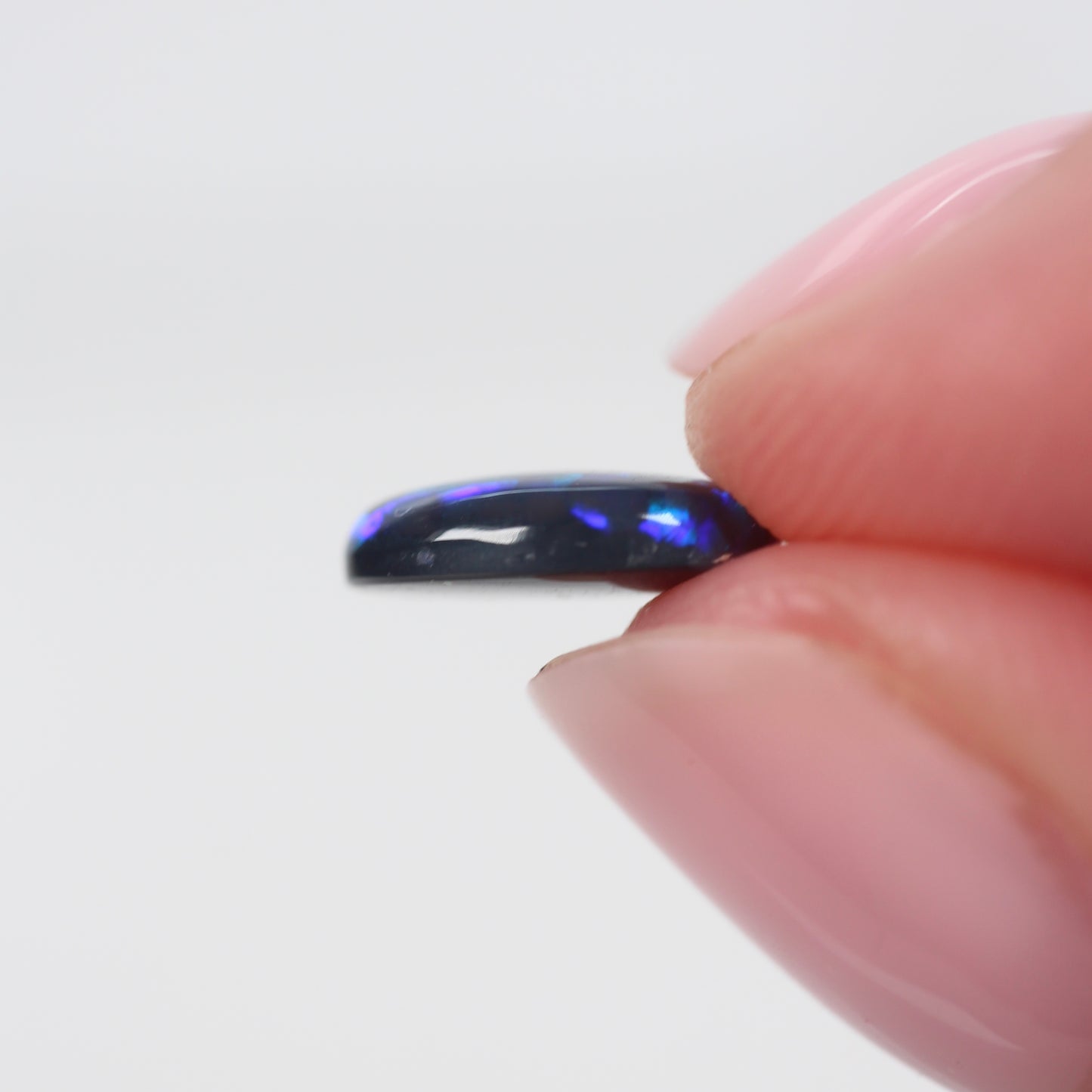 1.23cts (9.5x7.2.7mm) Black Opal