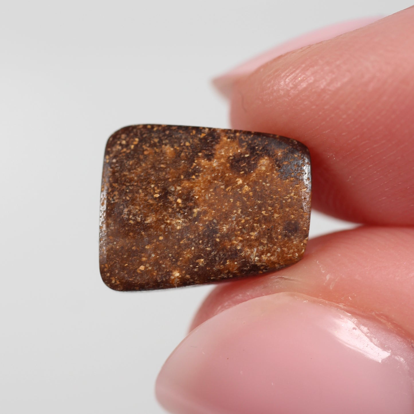 4ct (11.2x9.0x3.8mm) Boulder Opal