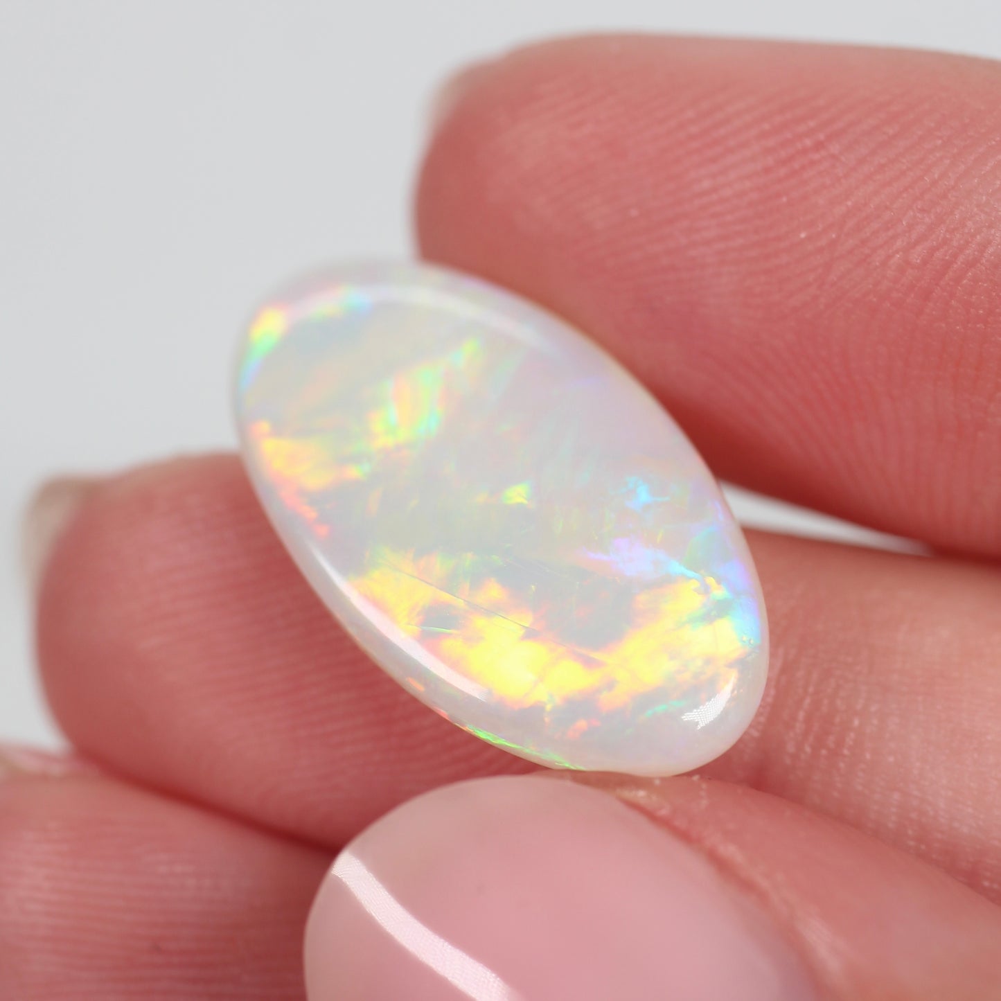 6.50ct (22.60 x 12.4 x 3.7mm) White Opal