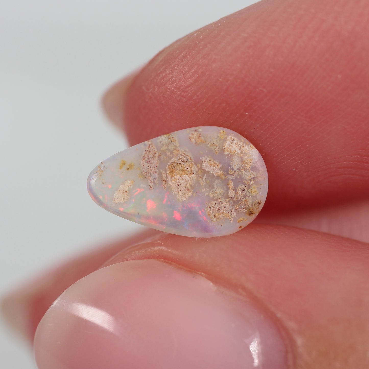 0.93ct (10.6 x 6.5 x 2.2mm) White Opal
