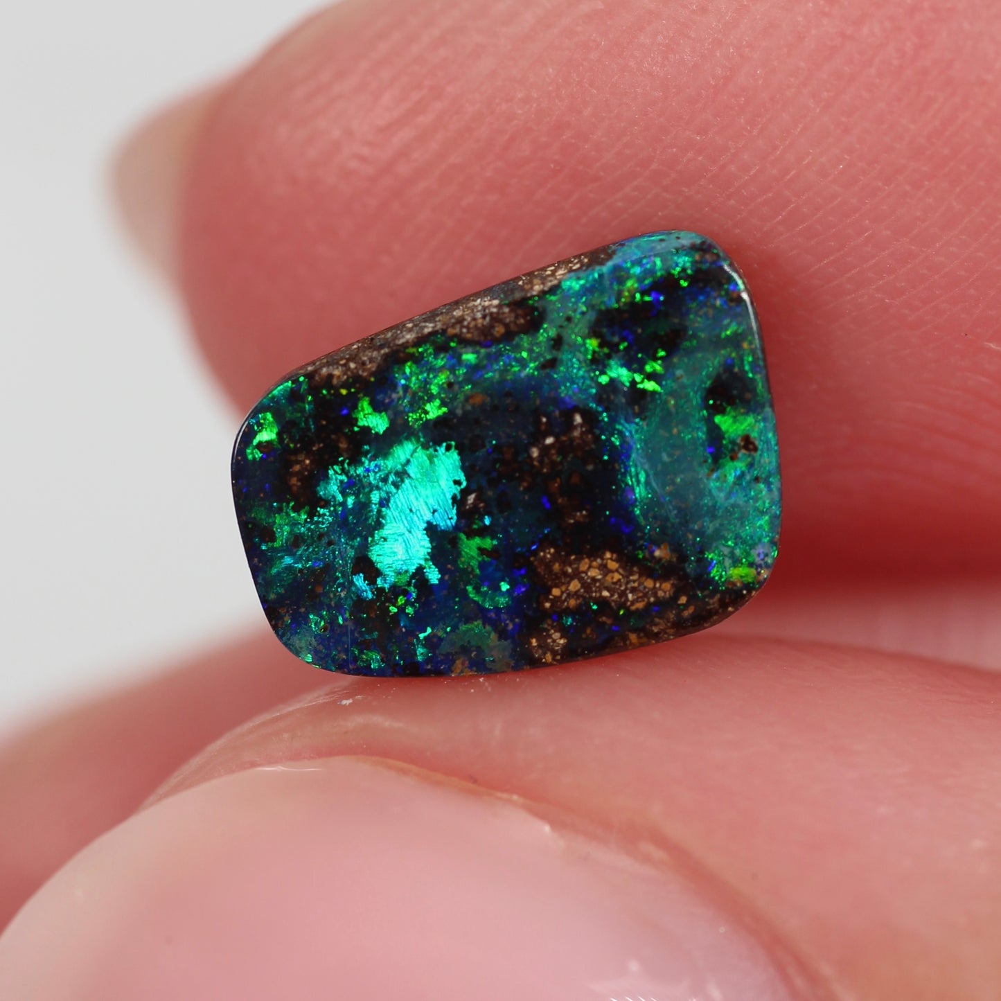 1.95ct (9.6 x 7.0 x 3.0mm) Boulder Opal
