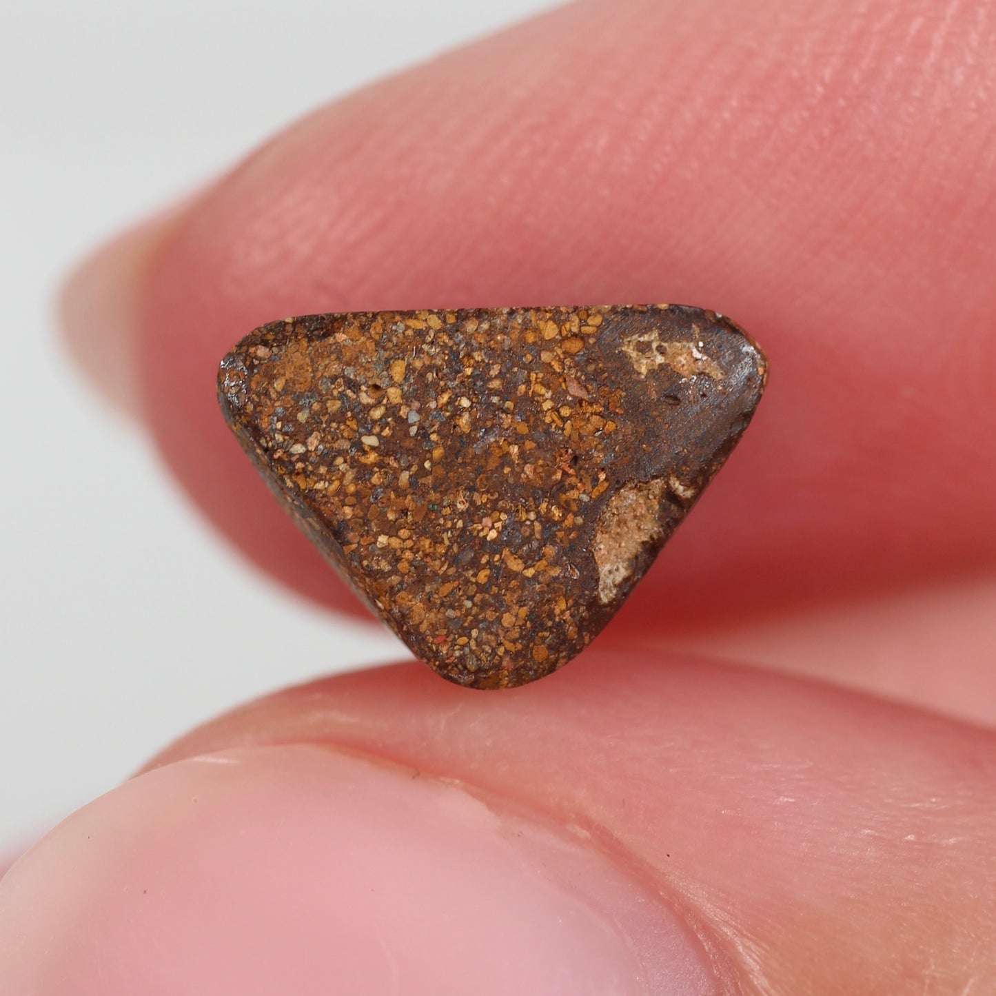 2.00ct (10.8 x 7.4 x 3.4mm) Boulder Opal
