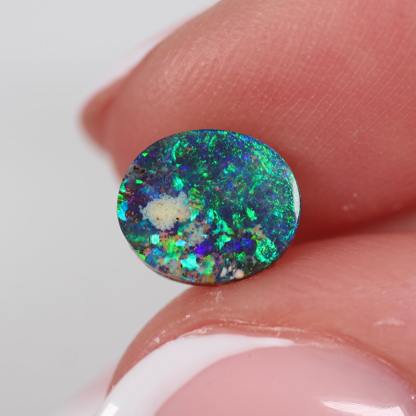 1.05ct (8.0 x 6.7 x 2.2mm) Boulder Opal