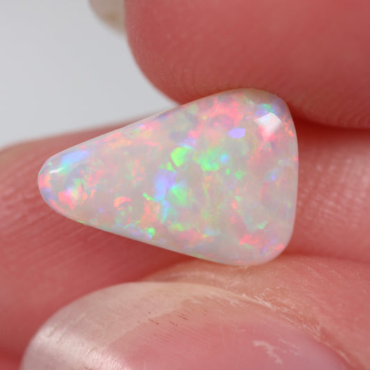 1.10ct (11.3x7.9x2.2mm) White Opal