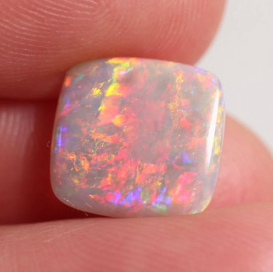 2.33ct (11x10.4x2.7mm) Dark Opal