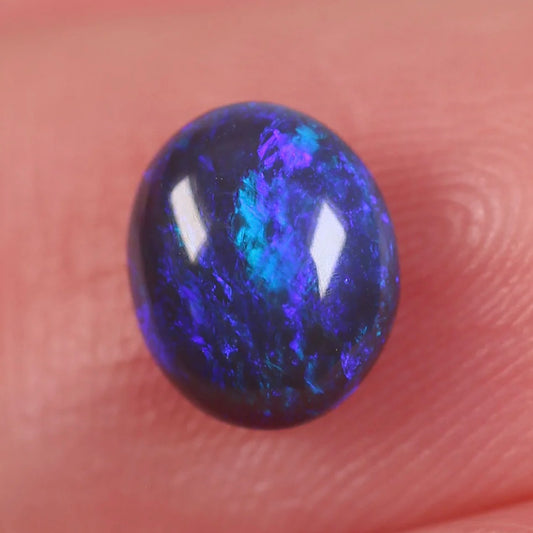 0.84ct (7.2x6x3mm) Black Opal