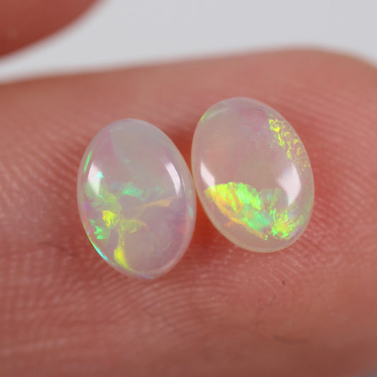 0.97ct (7x5x2mm) Crystal Opal Pair