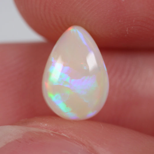 1.45ct (9.8x6.8x3.4mm) White Opal