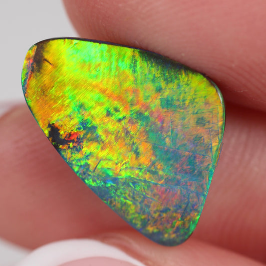 6.89ct (17.1x11.4x4.3mm) Boulder Opal