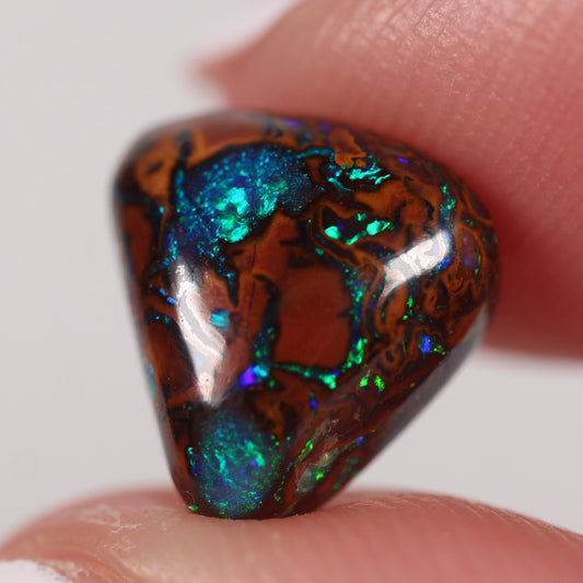 3.30ct (9.7x9.3x4.7mm) Boulder Opal