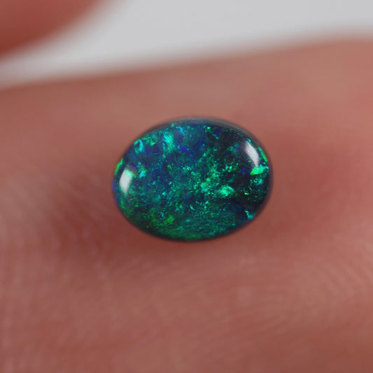 0.48ct (5.5x4.3x3.1mm) Black Opal