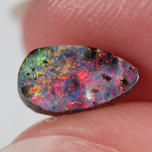 1ct (8.9x5x2.5mm) Boulder Opal