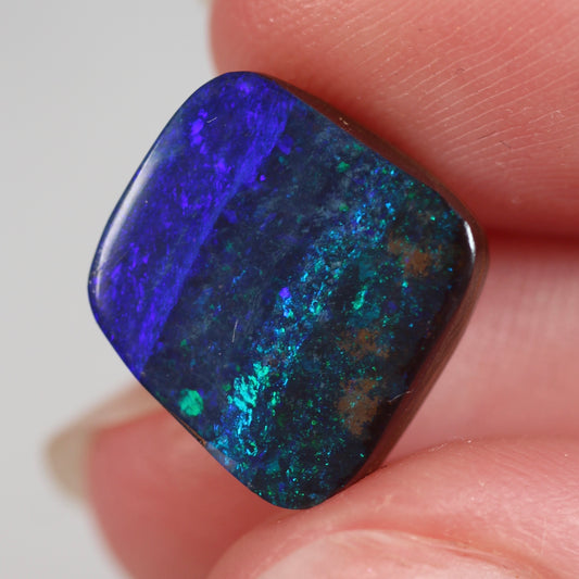 7.17cts (14.9x12.2x3.8mm) Boulder Opal