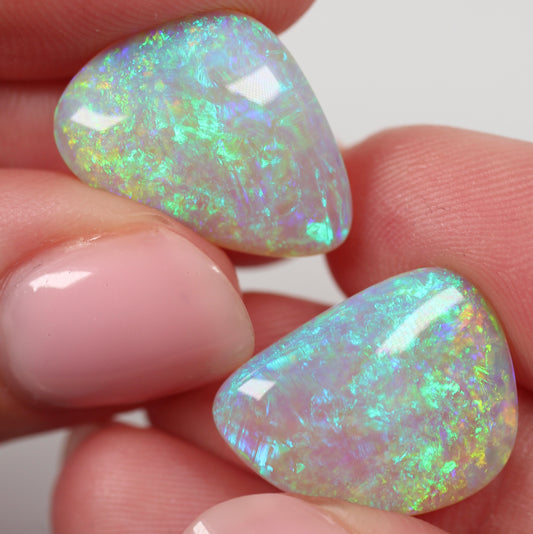 17.20ct (19.5x14.1x5.88mm) Crystal Opal Pair