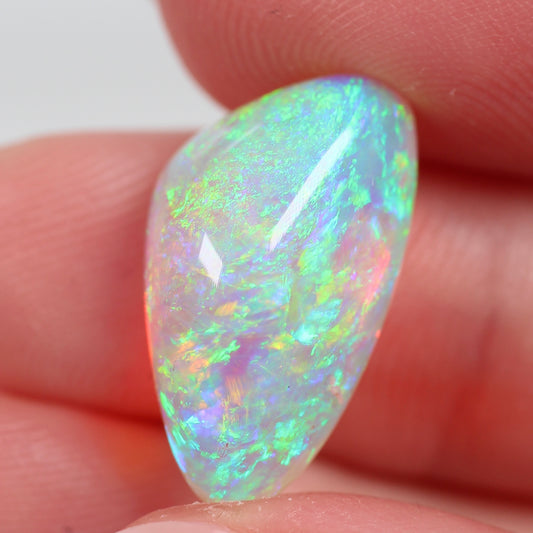 6.8cts (18.6x10.6x7.1mm) Crystal Opal