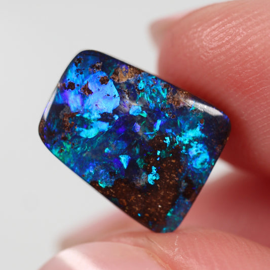 4ct (11.2x9.0x3.8mm) Boulder Opal