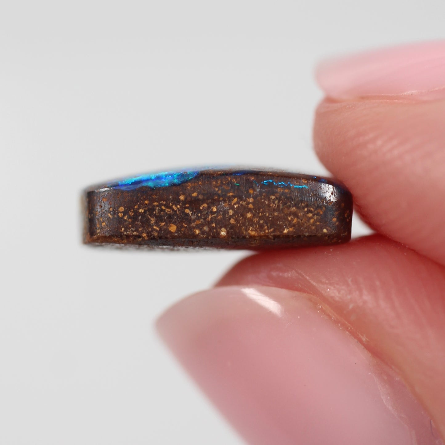 4ct (11.2x9.0x3.8mm) Boulder Opal