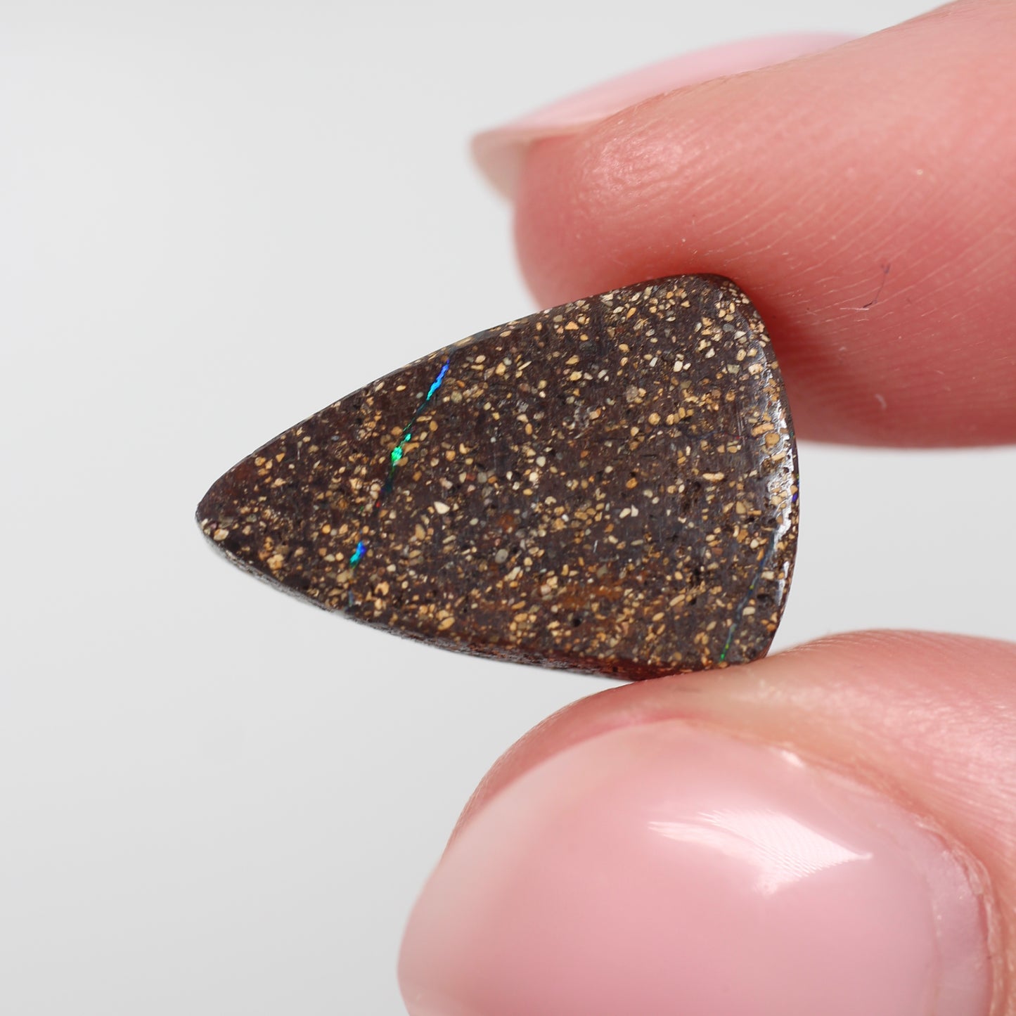 5.35ct (16.0x10.7x4.1mm) Boulder Opal