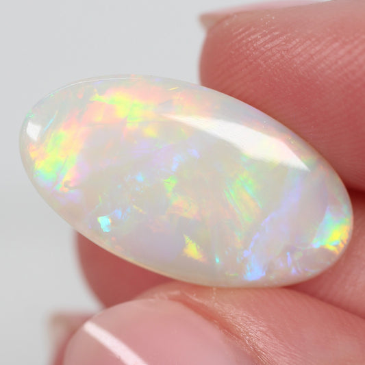 6.50ct (22.60 x 12.4 x 3.7mm) White Opal
