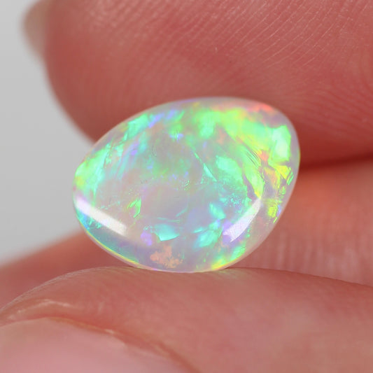 1.74ct (11.4 x 8.8 x 2.97mm) Crystal Opal