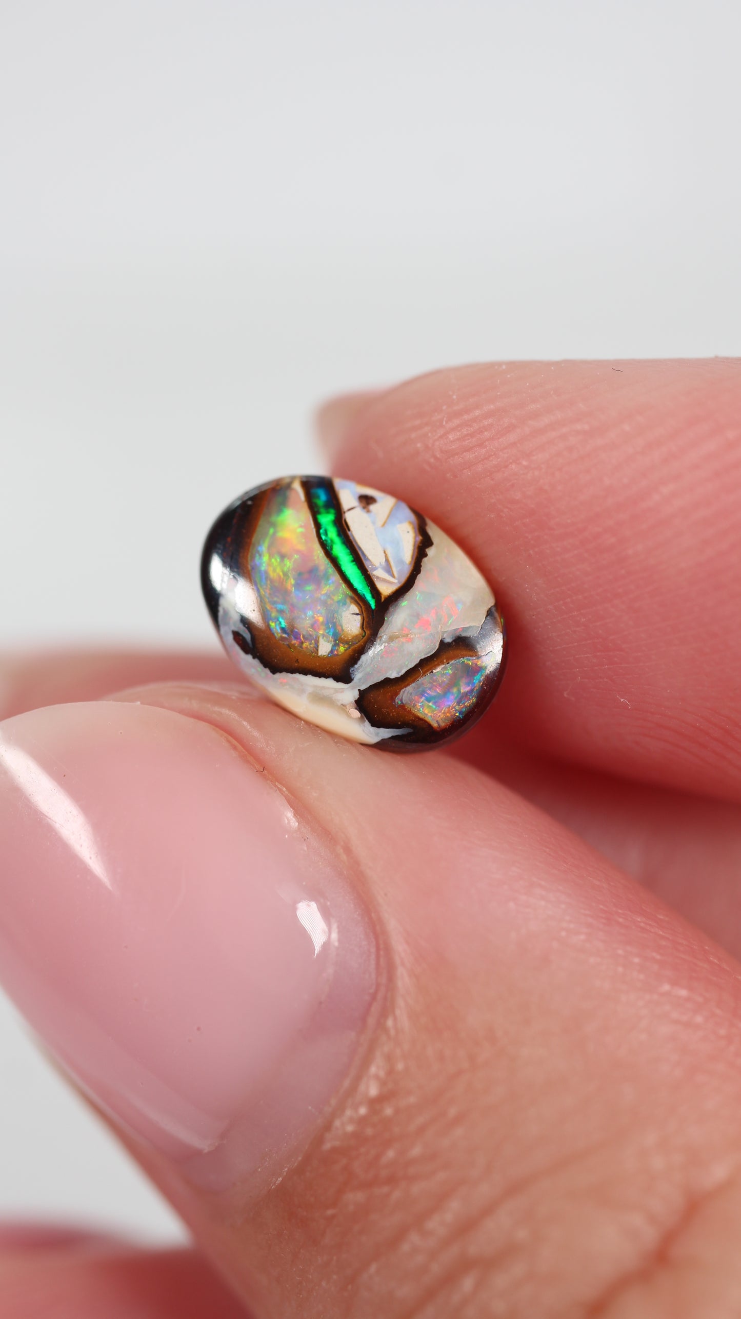 1.80ct (10.1 x 7.2 x 2.8 mm) Boulder Opal