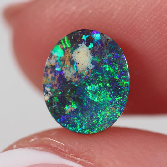 1.05ct (8.0 x 6.7 x 2.2mm) Boulder Opal
